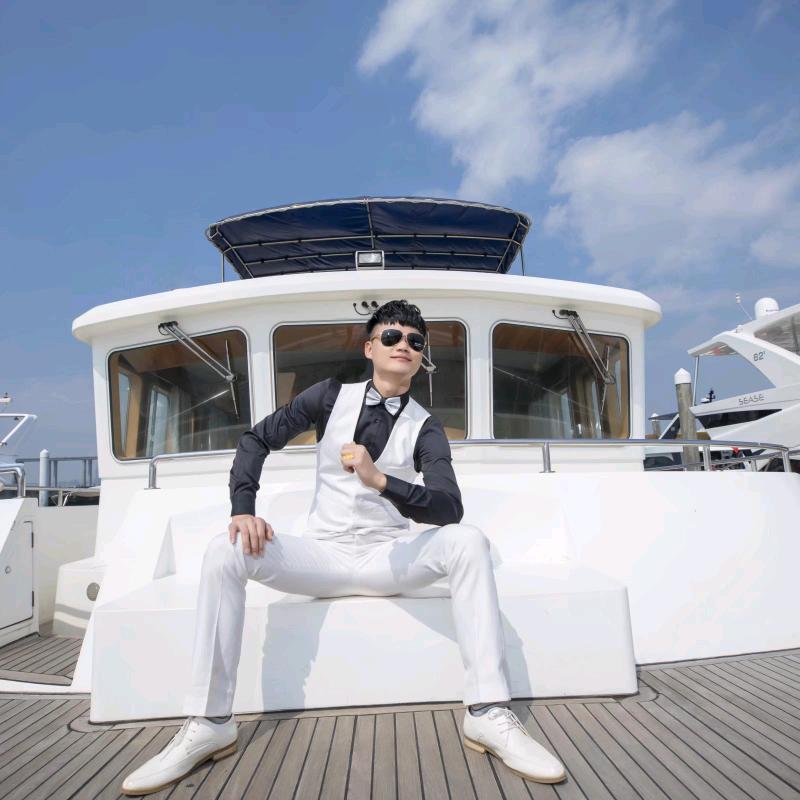 联华汽车维修服务中心＆郑少