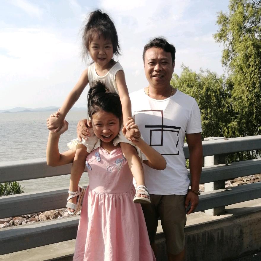 兴国美俪嘉仿石漆香香姐