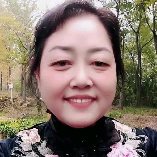 彩霞