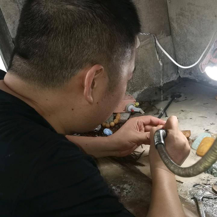 小蒋玉雕店