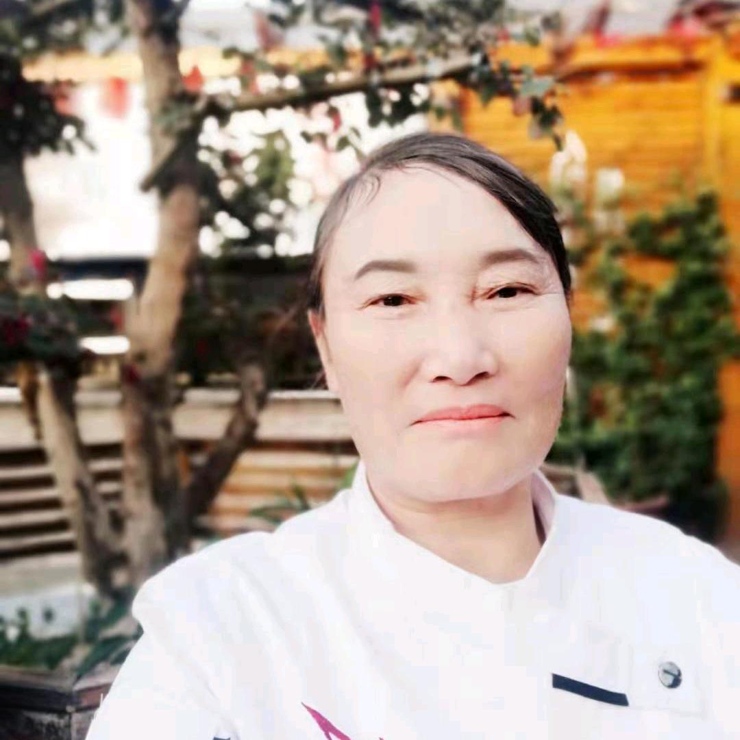 侯大姐