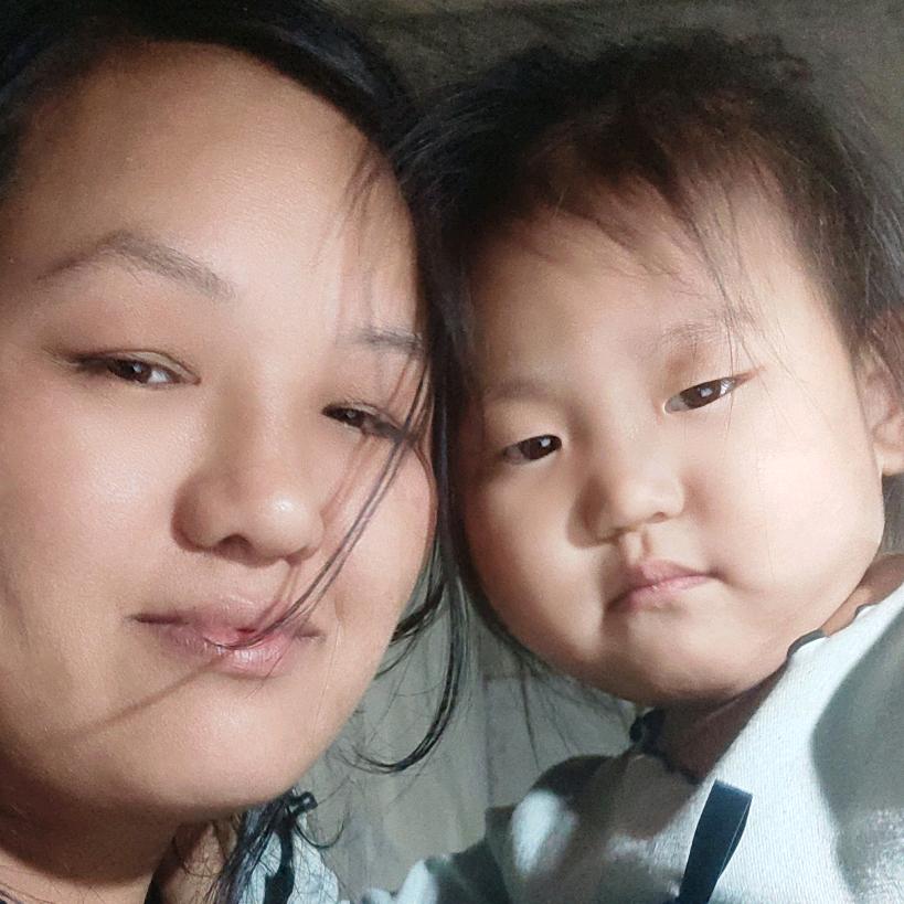 三个儿子一个闺女的妈妈