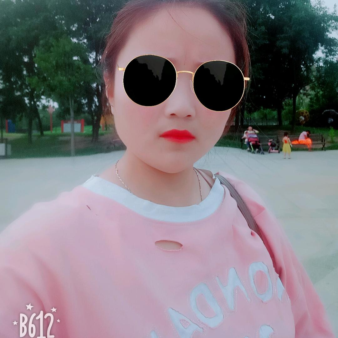 衣折(大码穿搭+好物分享）