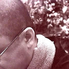 鼻子哥大剧场（农村户口，有医保，退休金）