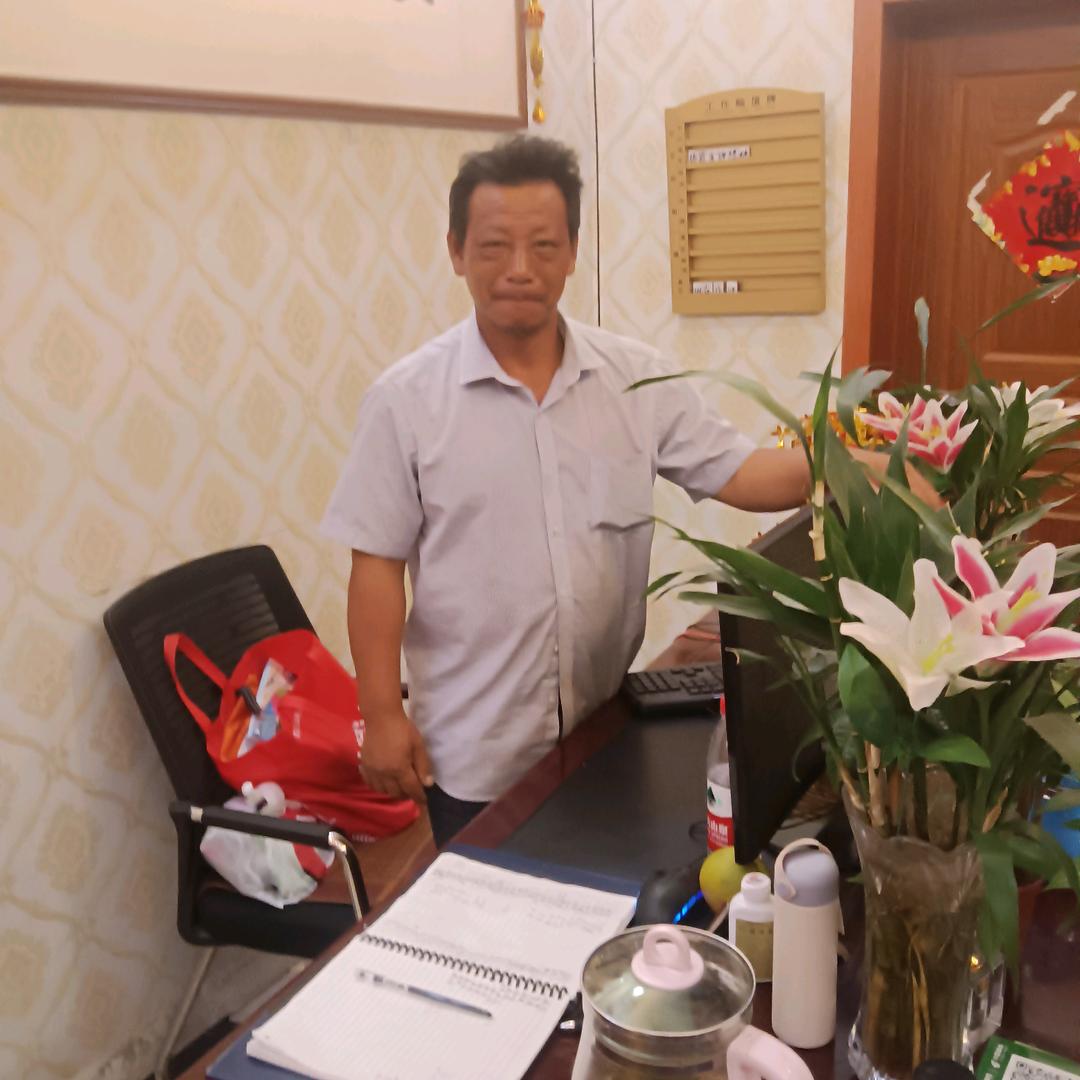 潘垒哥