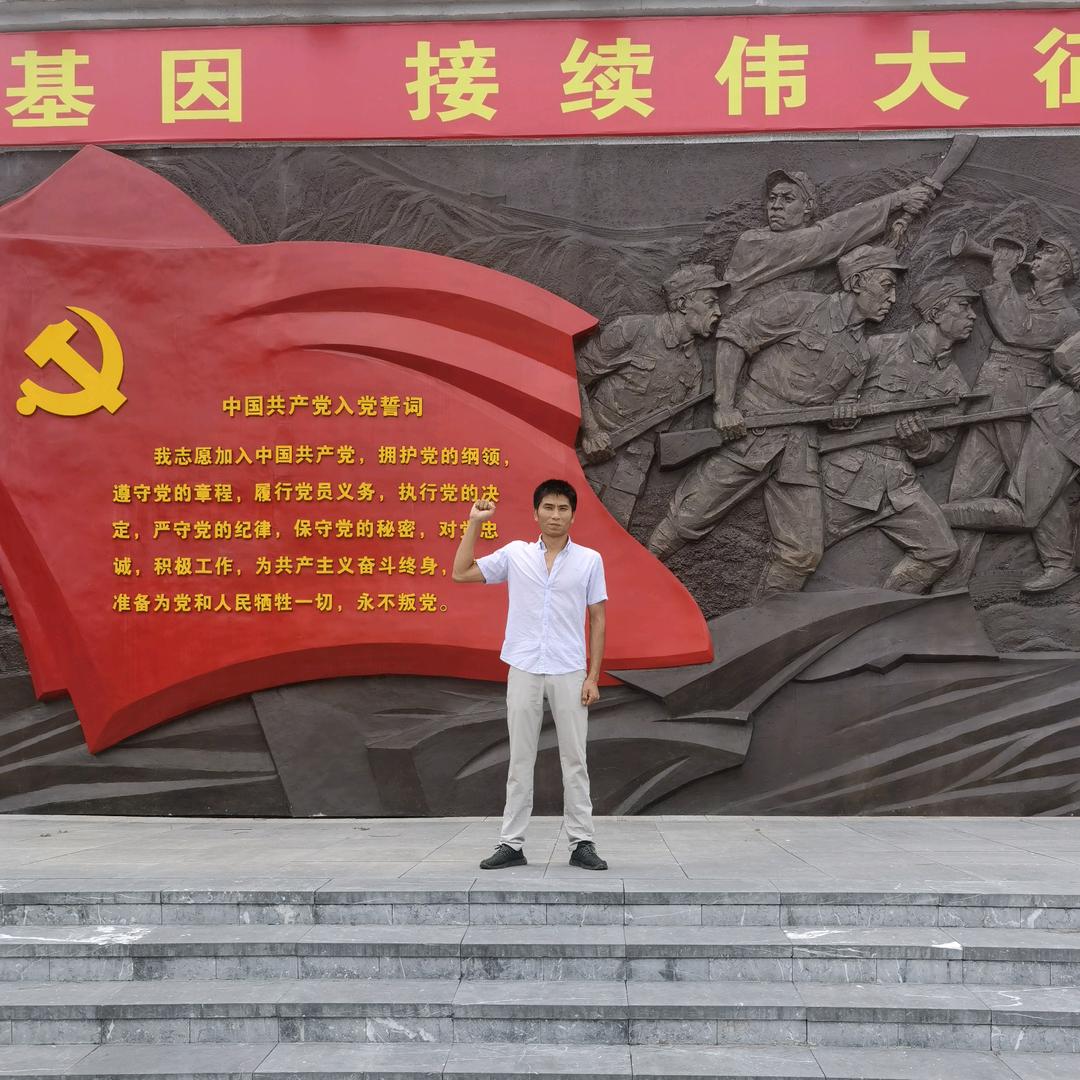 华建建筑工程有限公司～廖联华