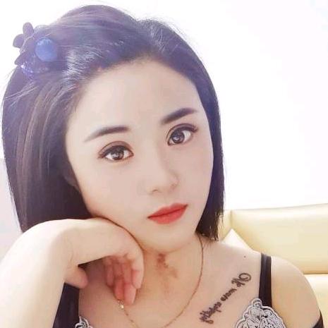 悦 宝  吖