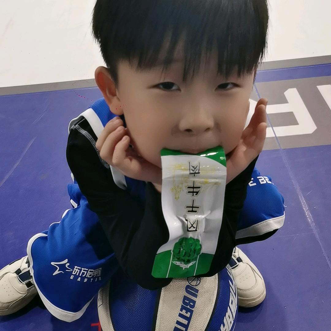 吉米这小子真帅