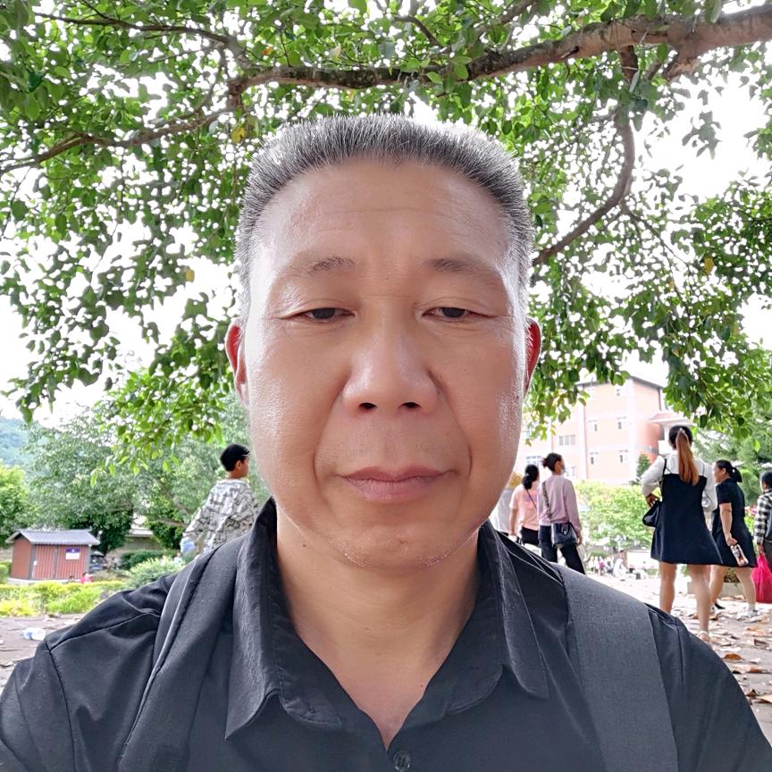 山青水秀