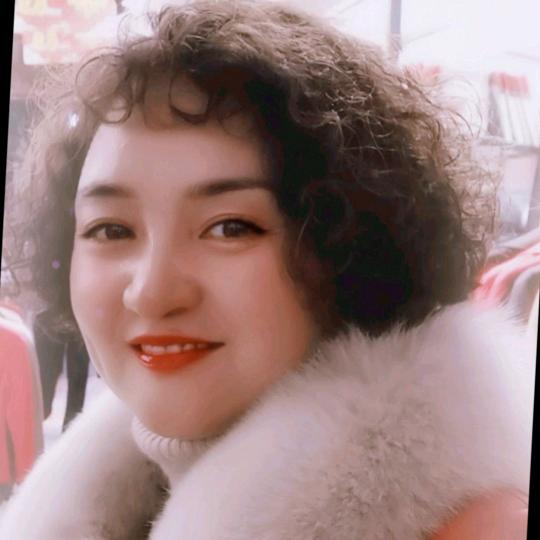 新化艾慕雪女装服饰
