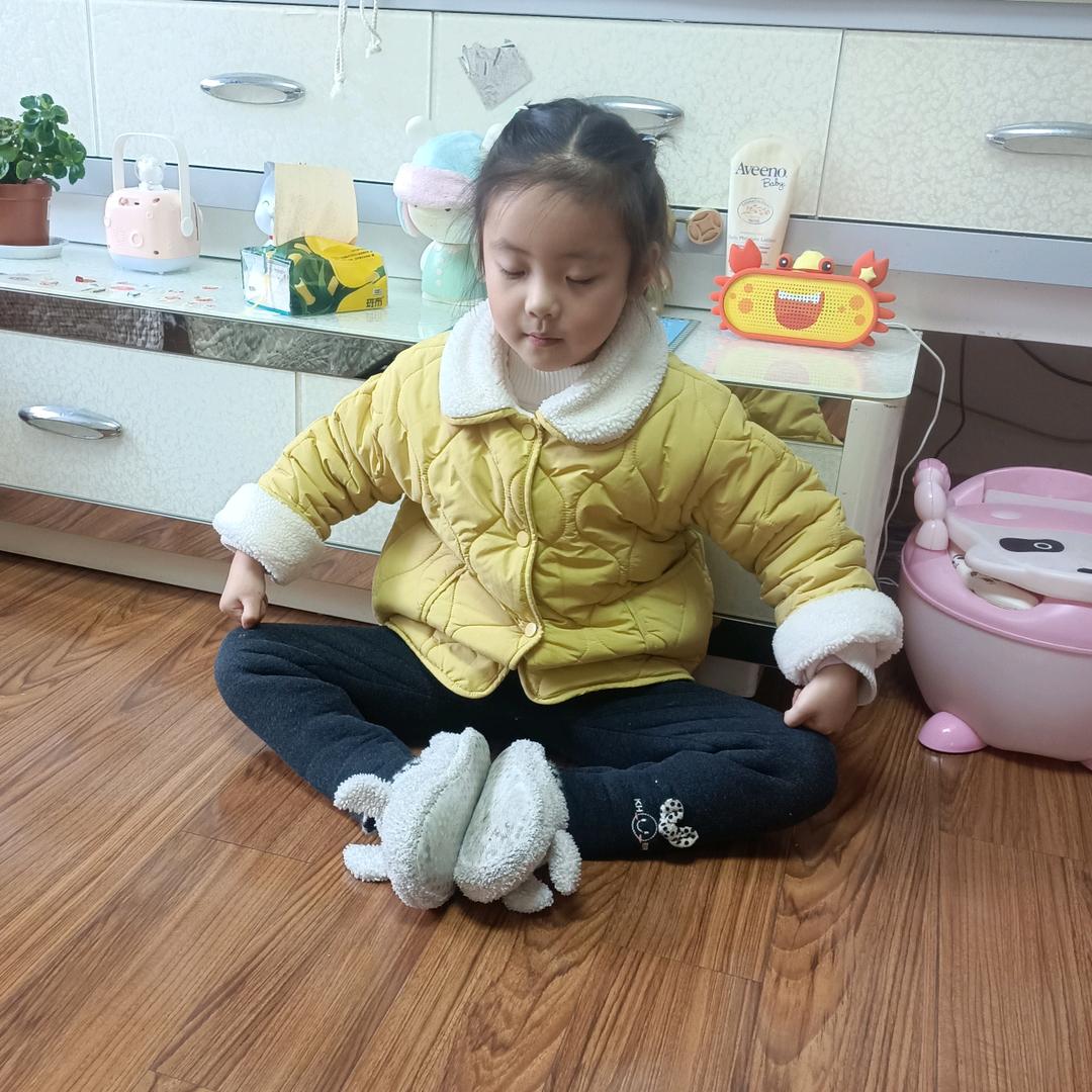 调皮彤