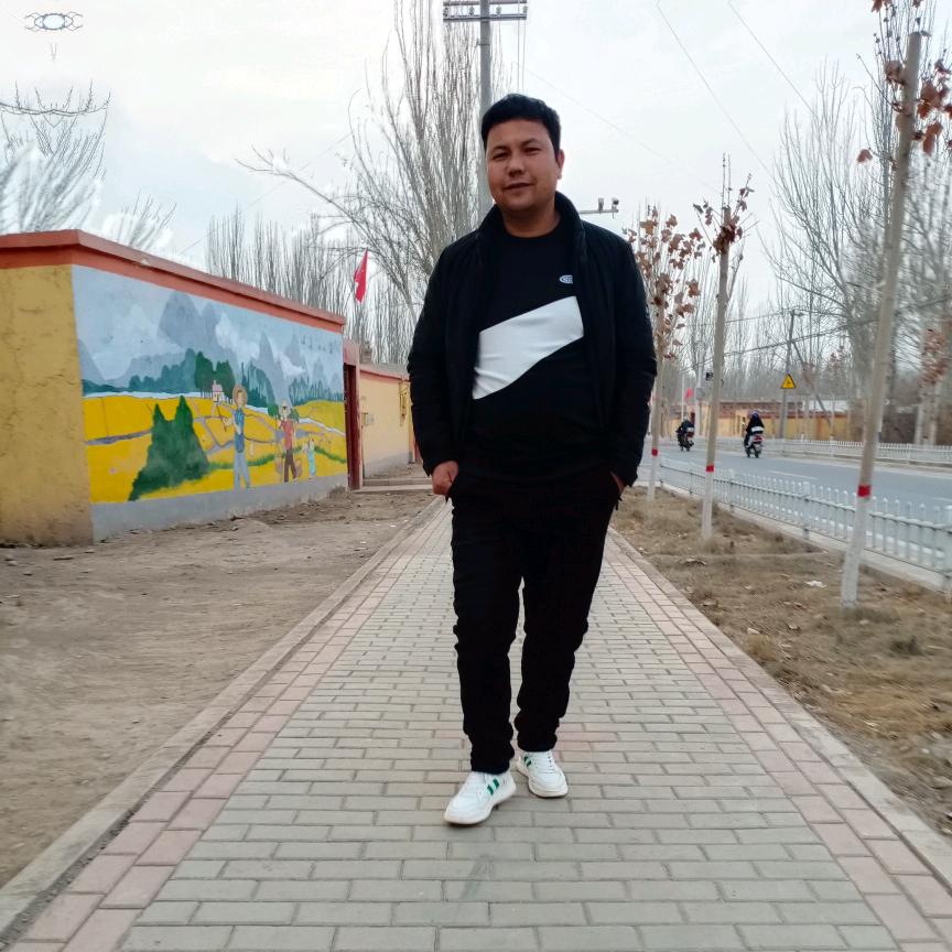 用户517348535077615509