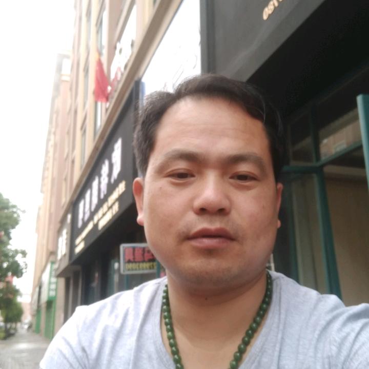 众埠镇沿河路君君电器三雄极光