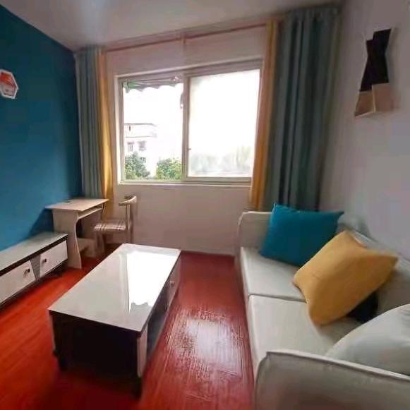 成都，锦江区，琉璃场，东光小区，租房。