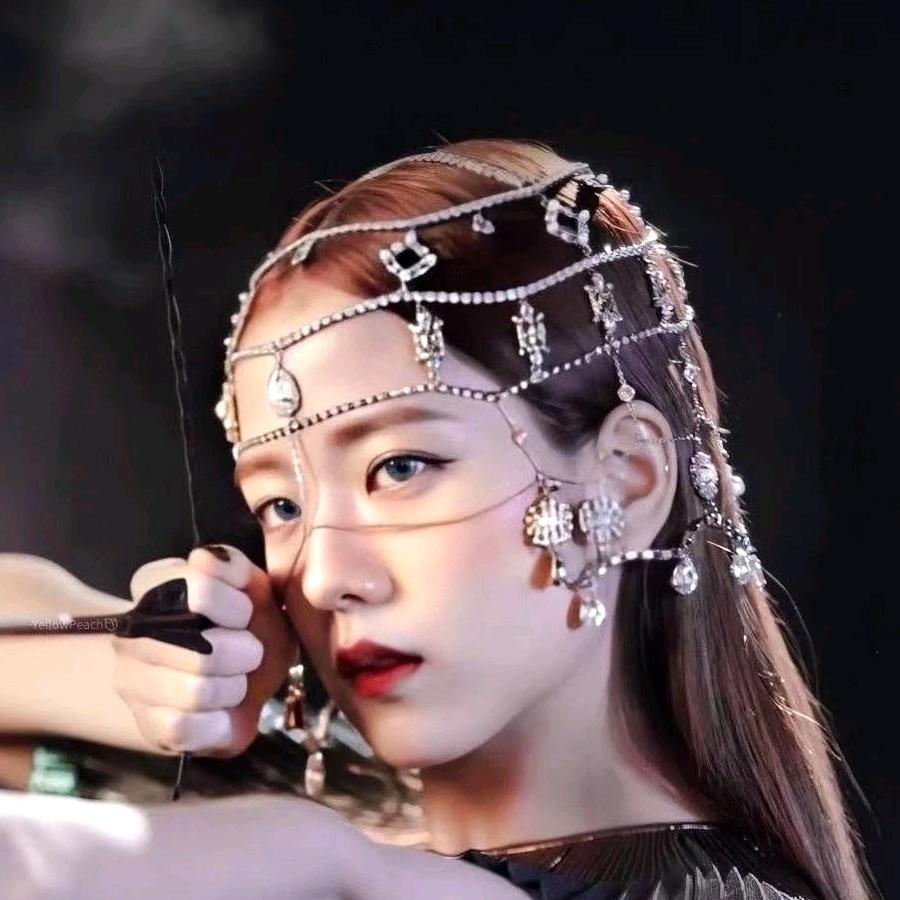。JISoo。