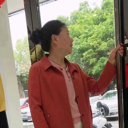 靠谱的红娘，黄福娣