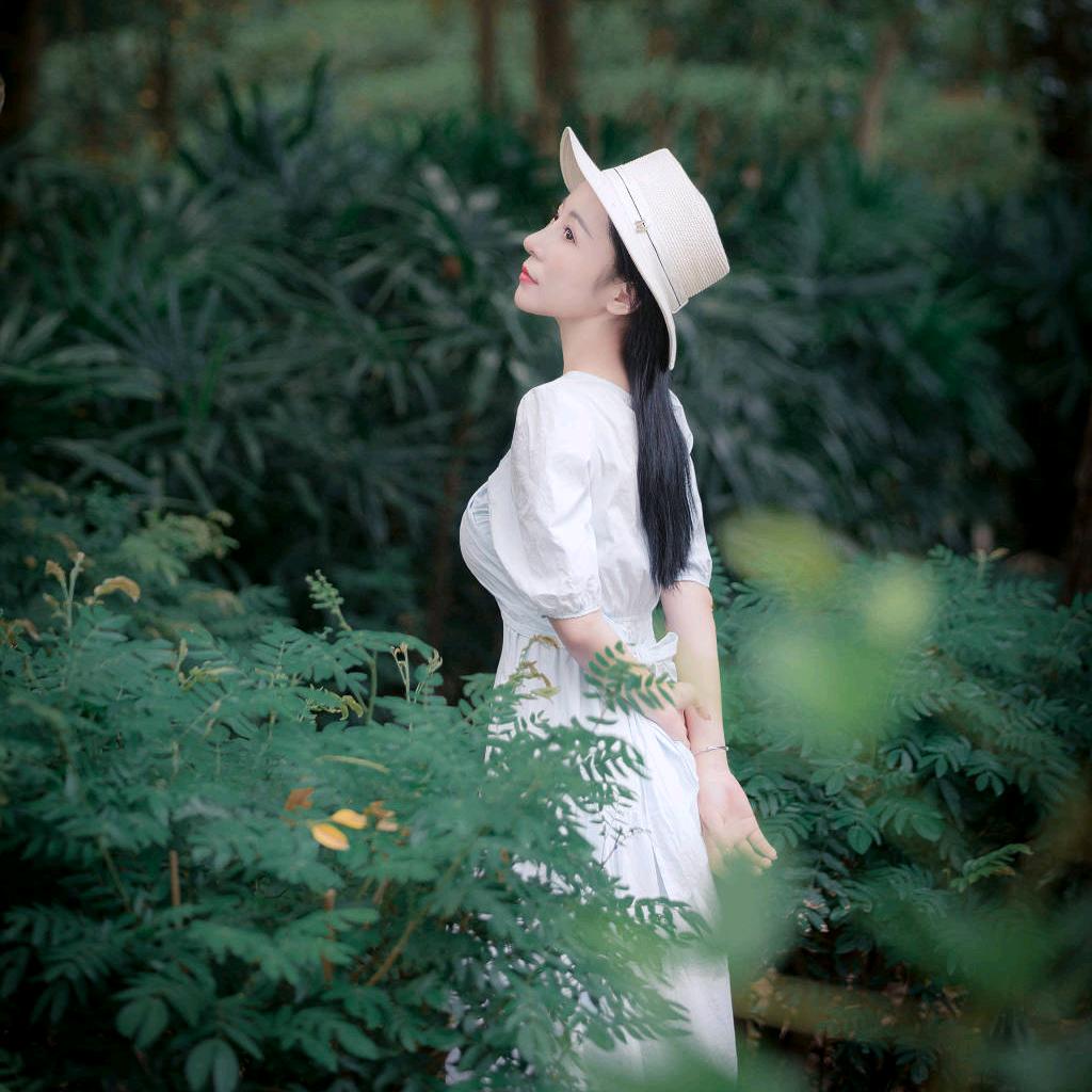 不发脾气只发财໑ຼₒ₂₅ღ