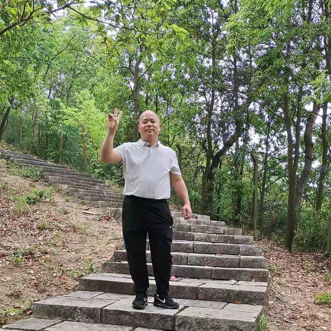 广东8哥