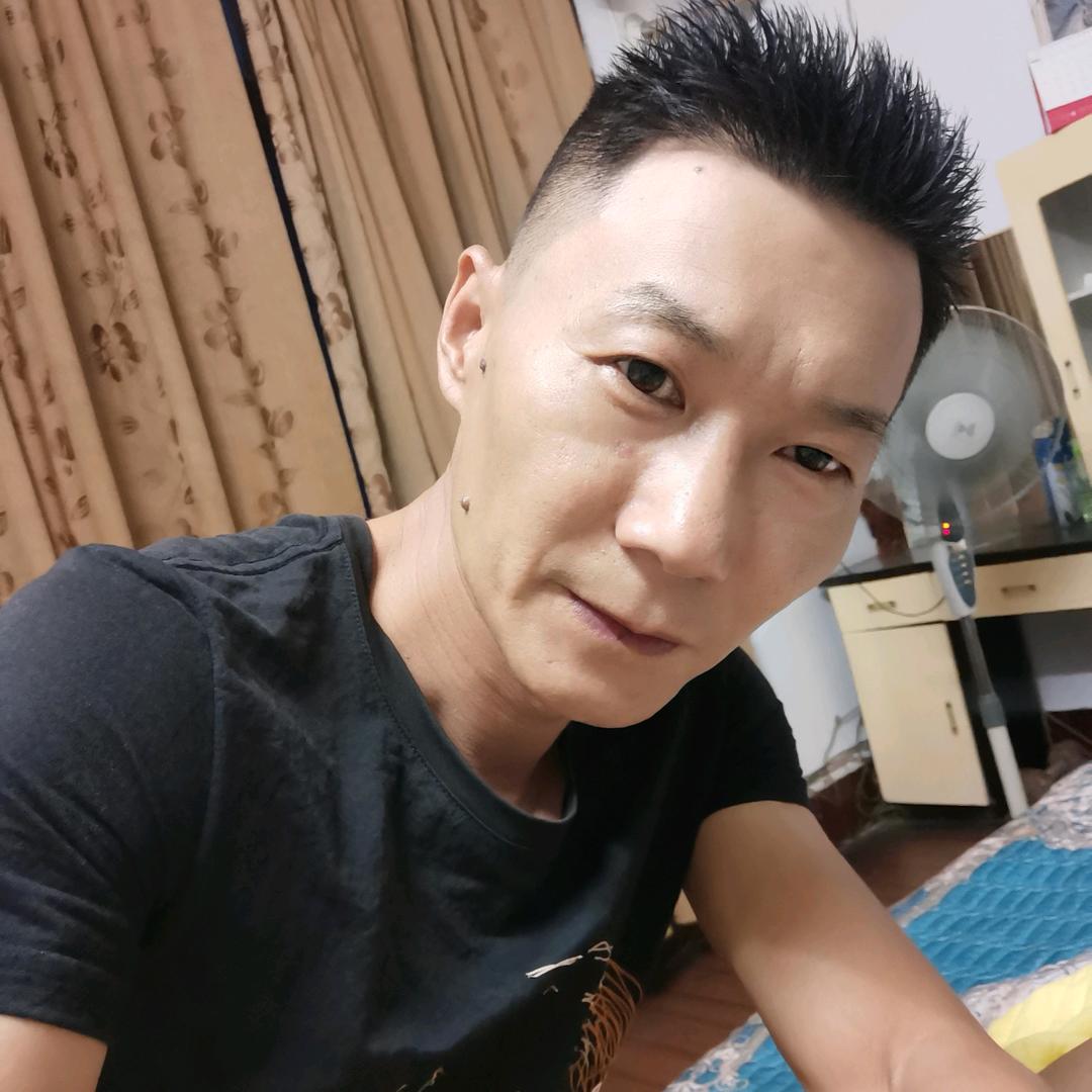 《沉默是金》