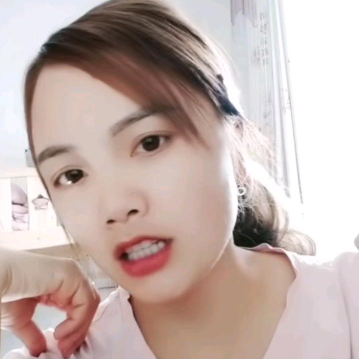 杨美媚媚