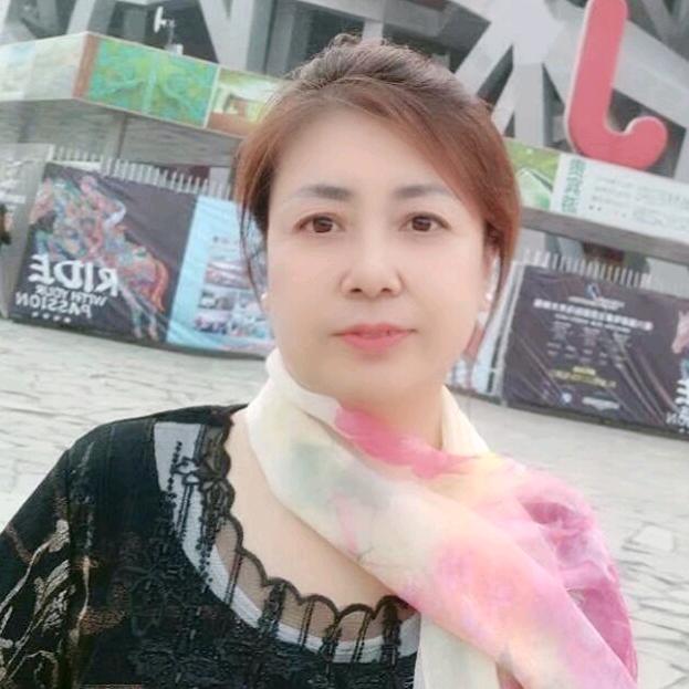 哈尔滨全屋定制工厂刘姐