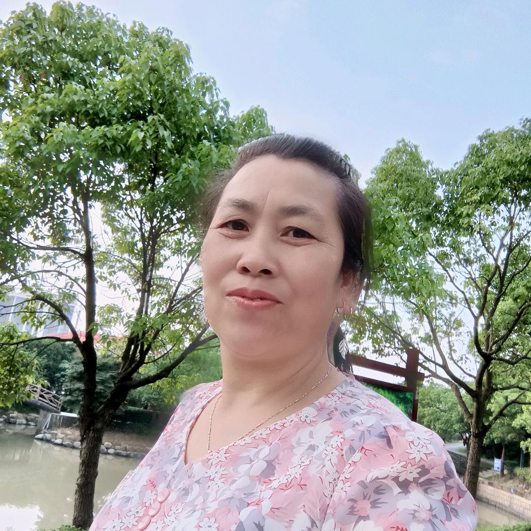 做梦。
