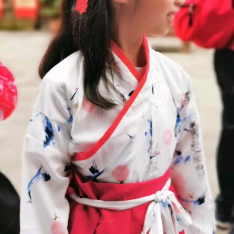 湖小小