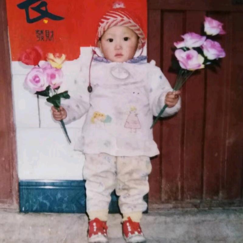 谁懂我的泪👑（本人不识字）