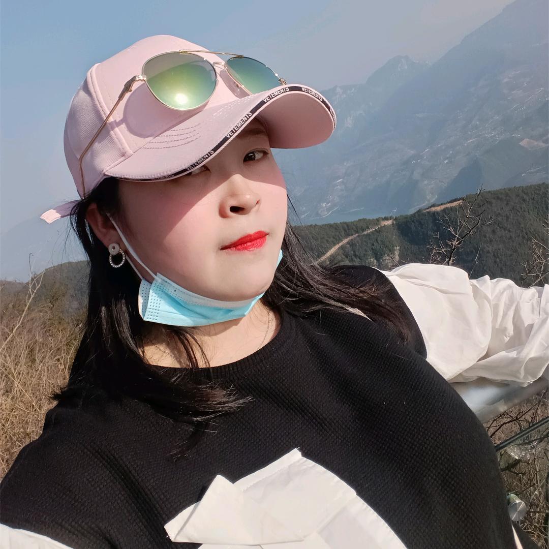 何艳