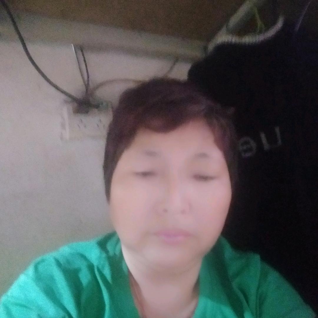 抱抱姐小号早上八点开播