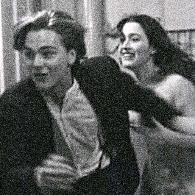 再见只是陌生人