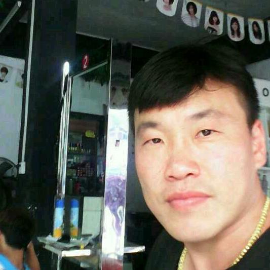 蓝兰明孝《明孝鲜花店》