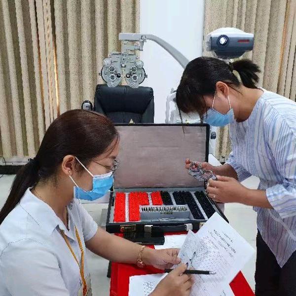 云上眼镜（白沙店）