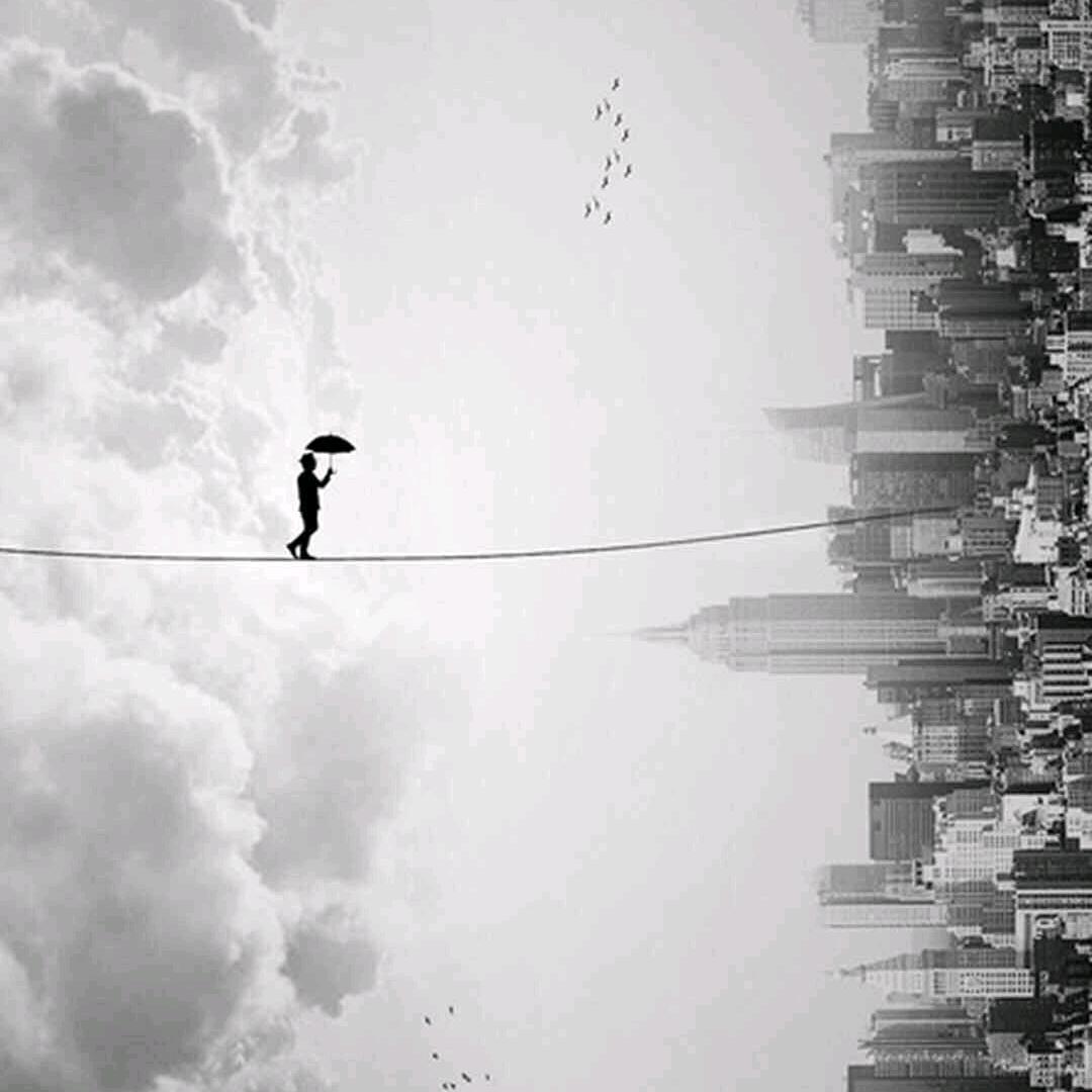 灰色