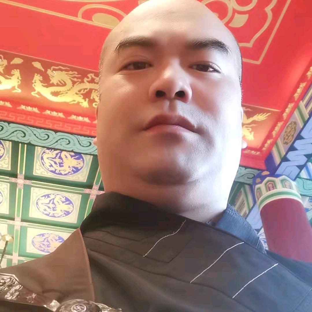 小彬