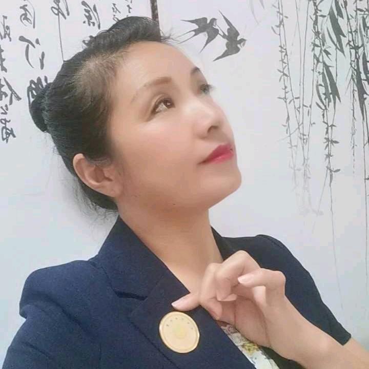 书画经纪人（中名联杨燕）