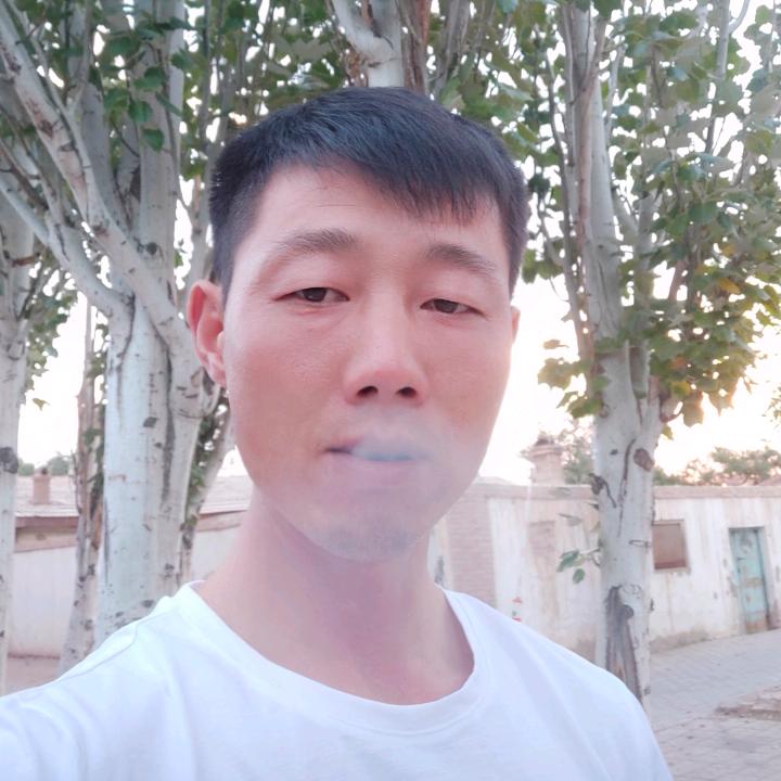 张先生*