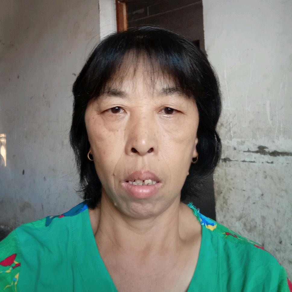 胡柏凤