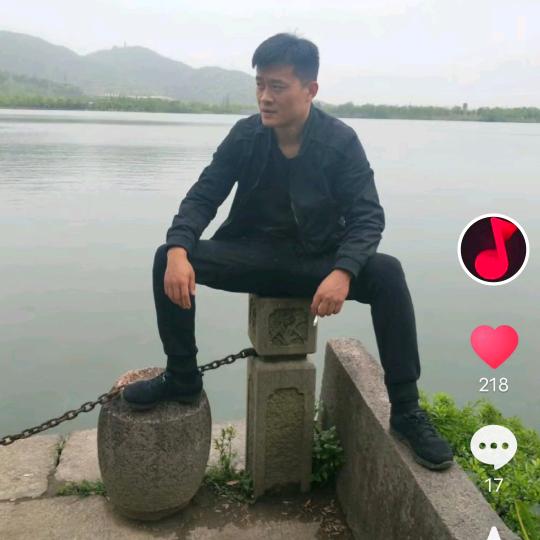 小黑粉连老大