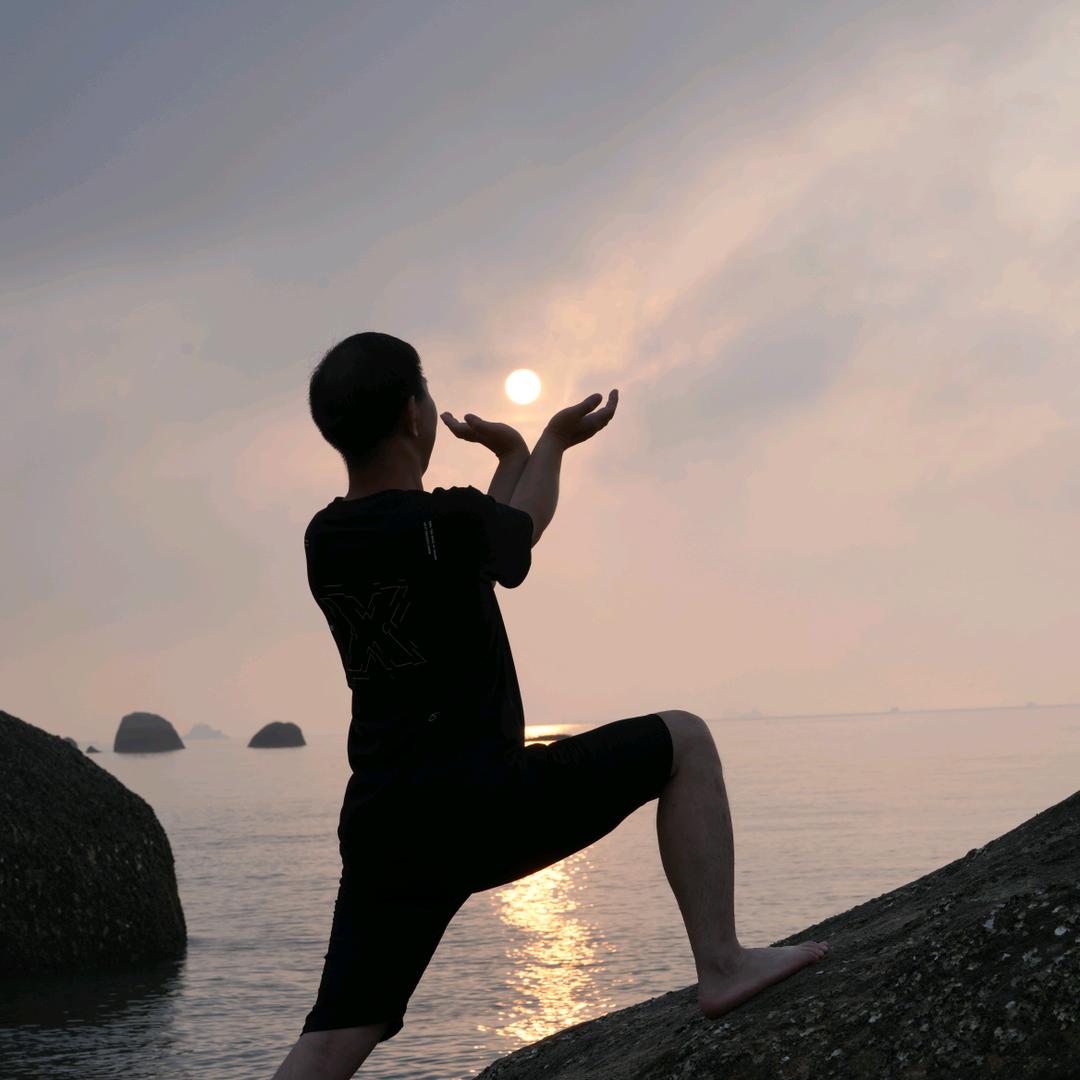 带着开心去游行