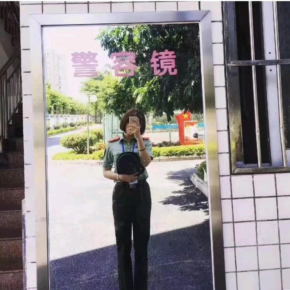 铿锵玫瑰🌹