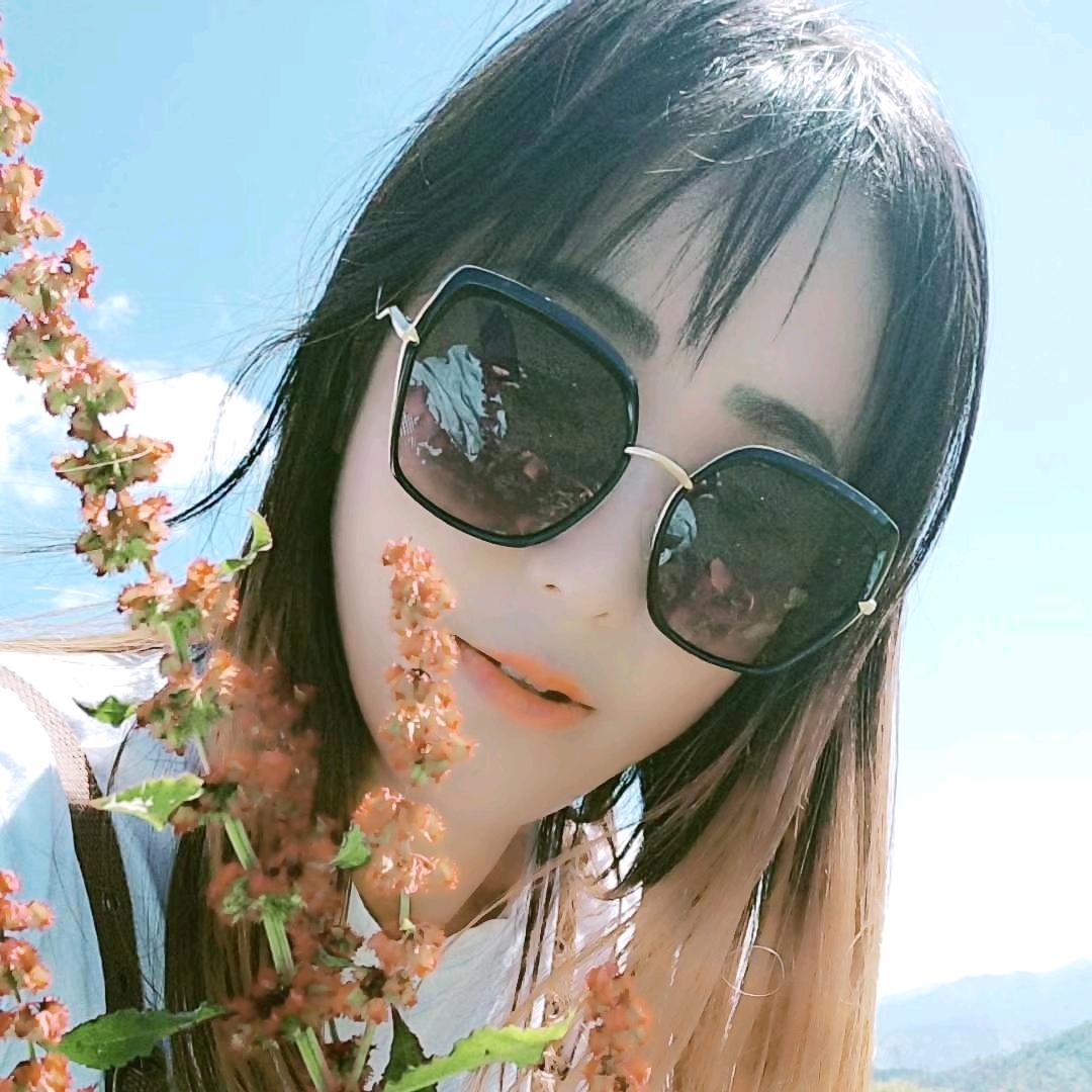 低调[专属的特点{