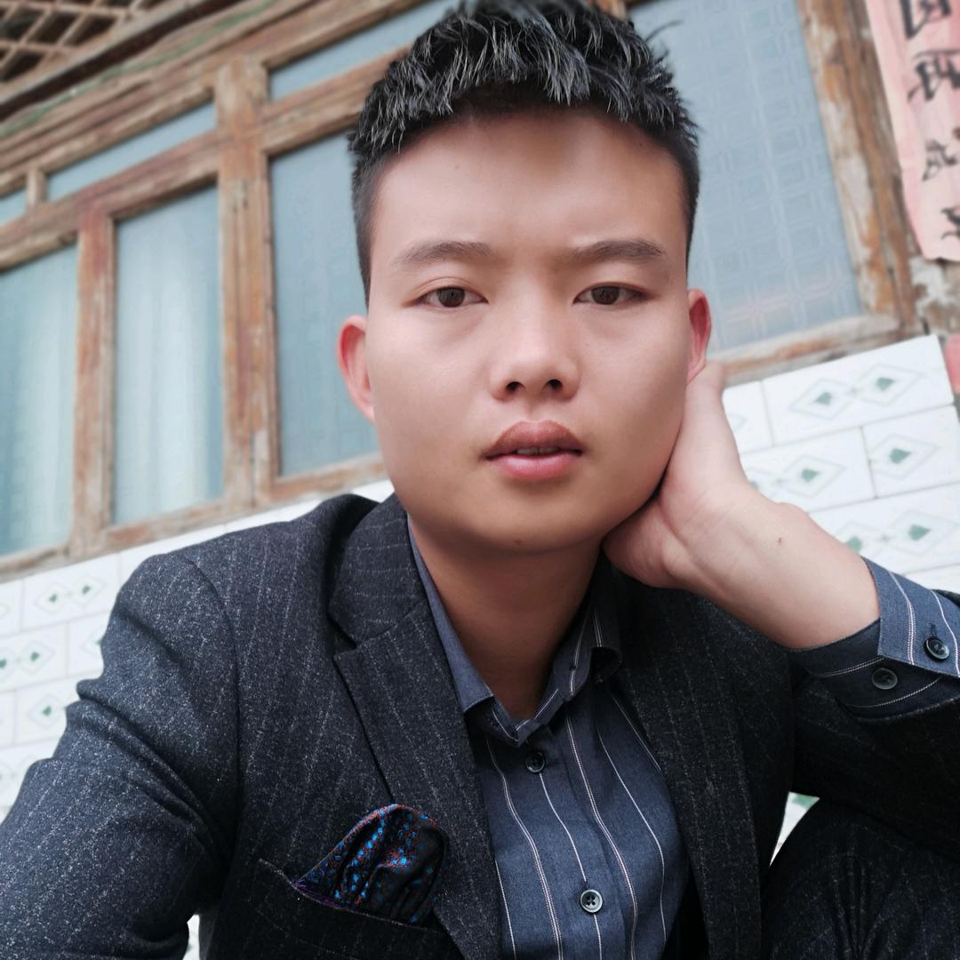 贵州建别墅的陈老板