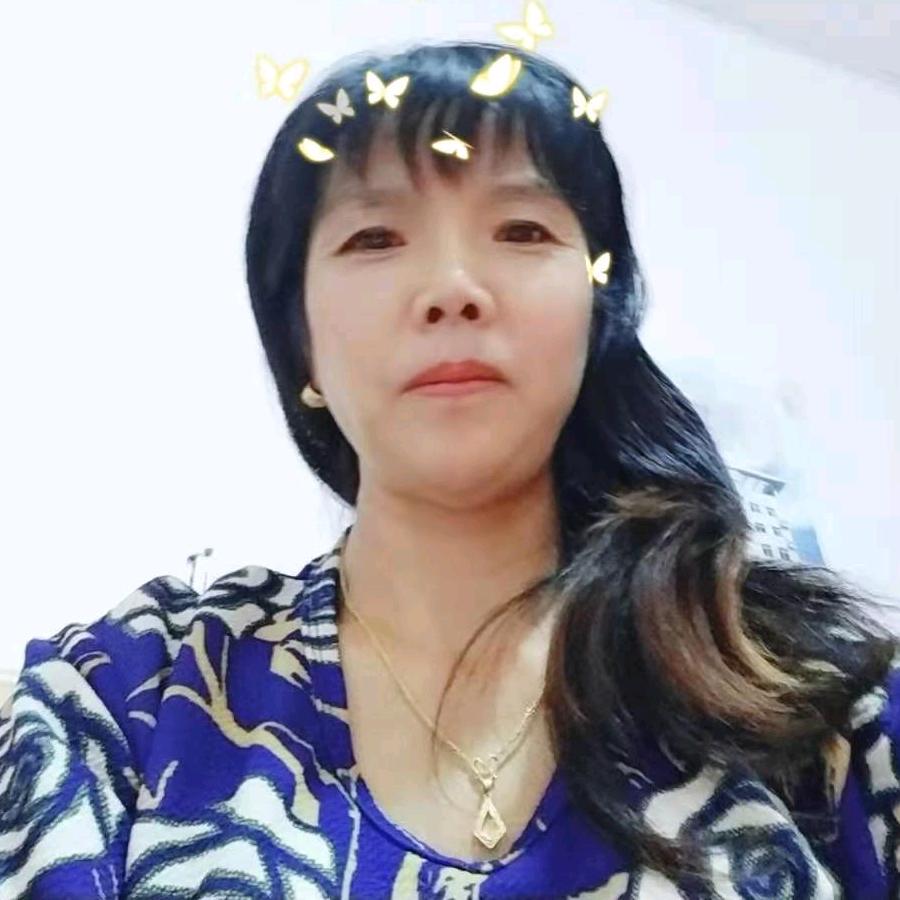 回牟丶一丶丶笑