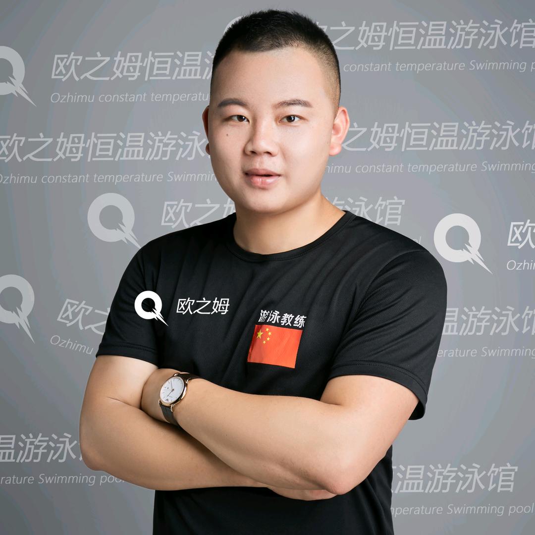 七彩海豚·运动综合馆---杨教练