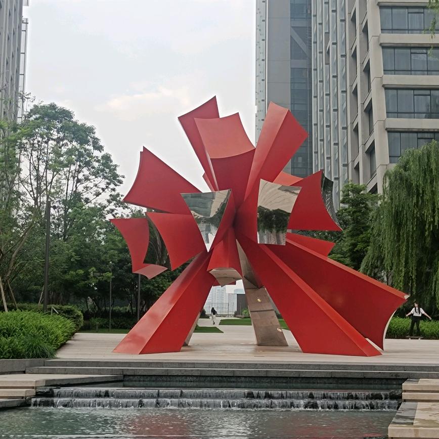 鸿强志坚