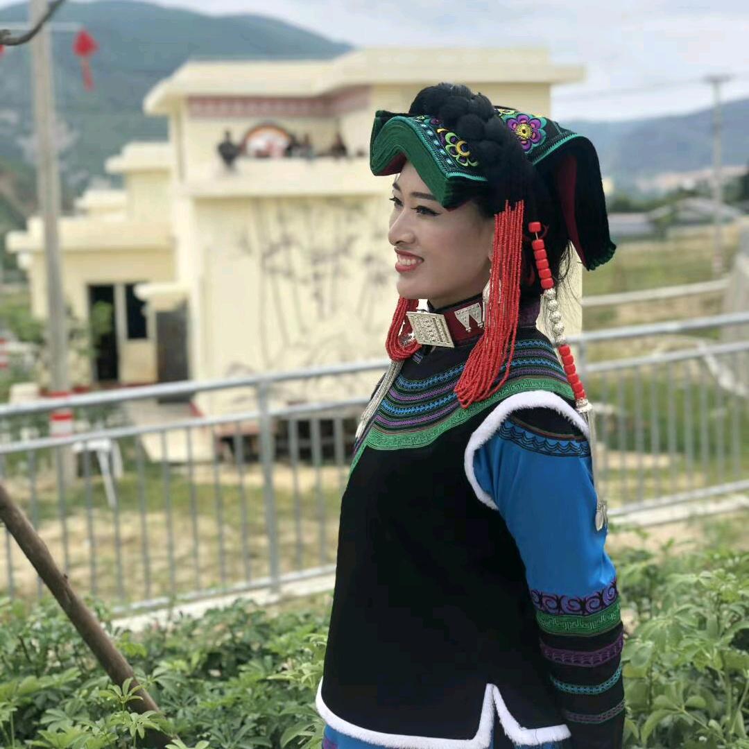 阿依阿加