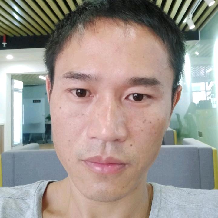 小龍哥（刮腻子团队）