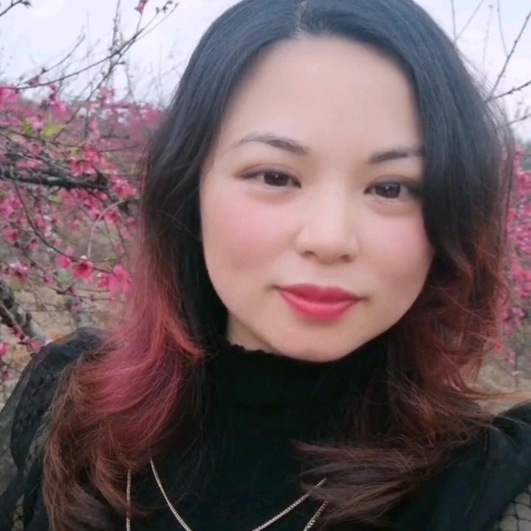菲菲@