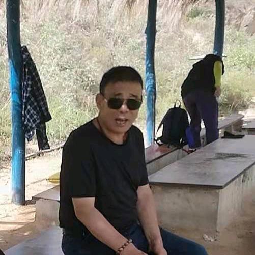 李金祥